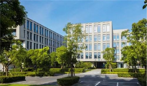Q-LAB在中國上海新建的設(shè)備齊全的商業(yè)實(shí)驗(yàn)室，現(xiàn)已通過ISO 17025認(rèn)證